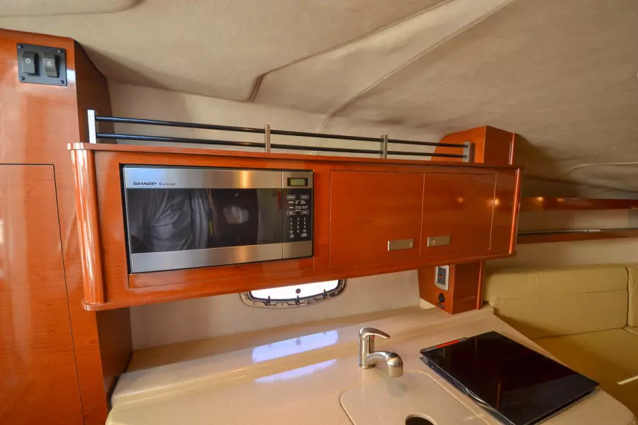 2009 Sea Ray 270 Sundancer-27.jpg