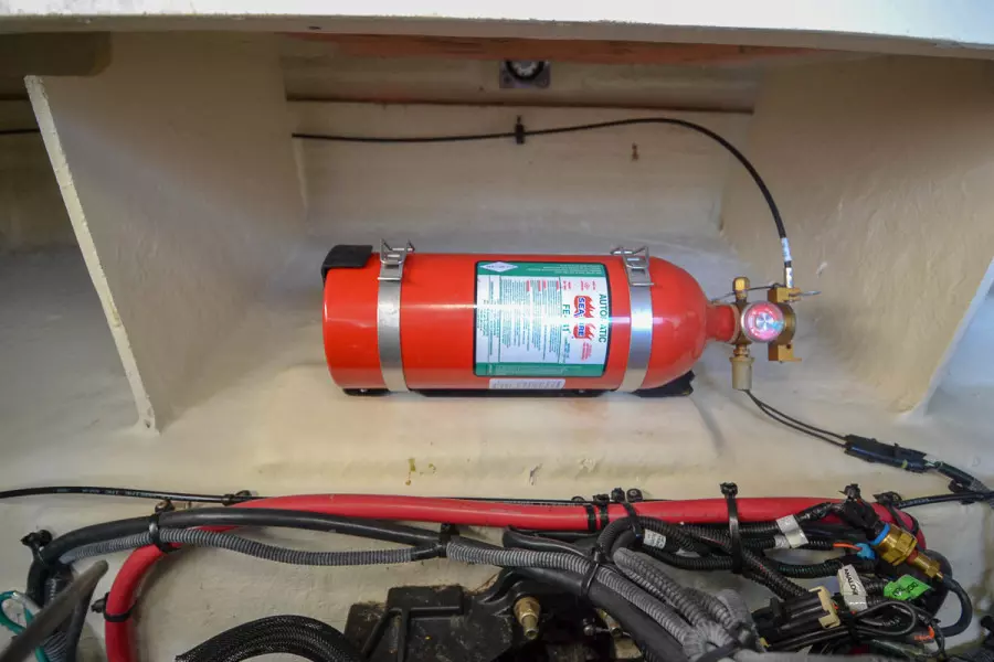 2009 Sea Ray 270 Sundancer-14.jpg