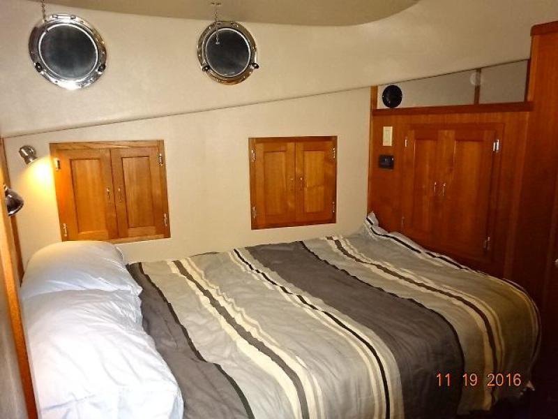 2005 American Tug 41 Pilothouse