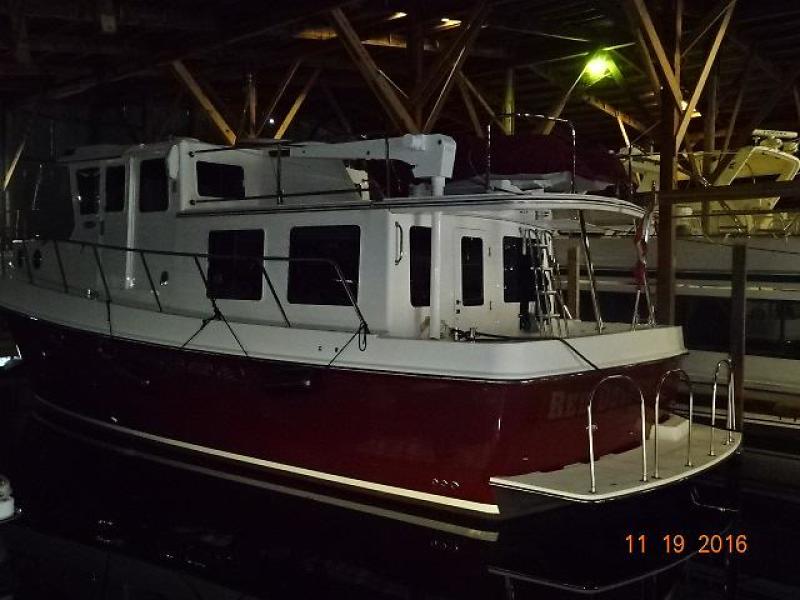 2005 American Tug 41 Pilothouse