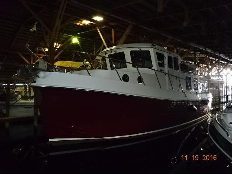 2005 American Tug 41 Pilothouse