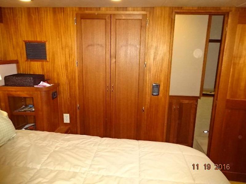 2005 American Tug 41 Pilothouse
