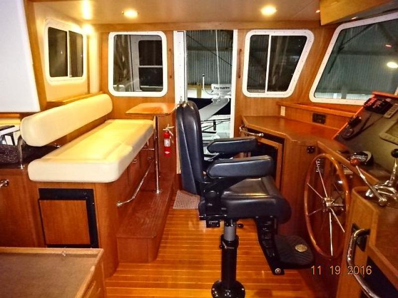 2005 American Tug 41 Pilothouse