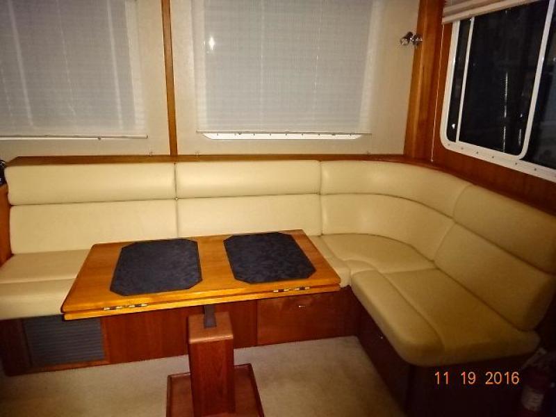 2005 American Tug 41 Pilothouse