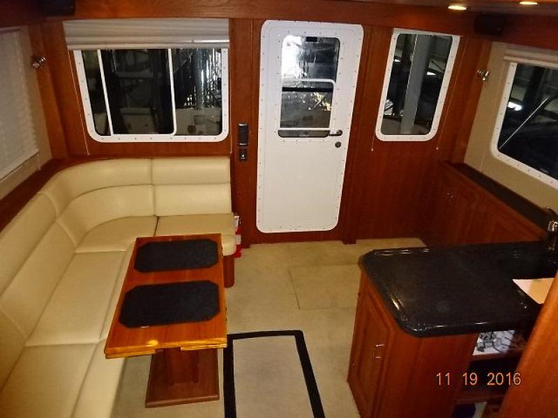 2005 American Tug 41 Pilothouse