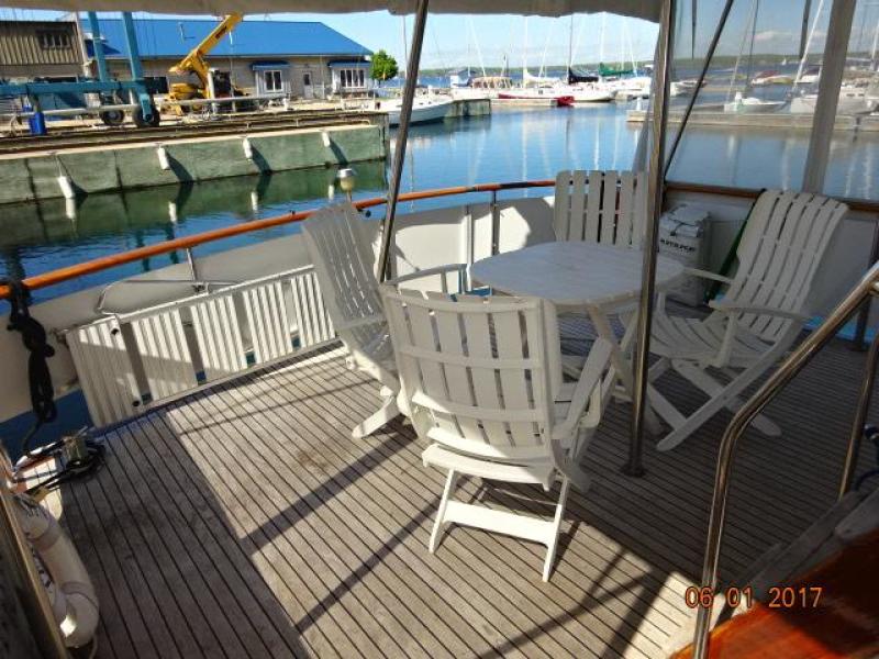 1982 DeFever Offshore Cruiser