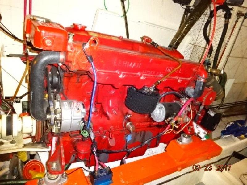 1982 DeFever Offshore Cruiser
