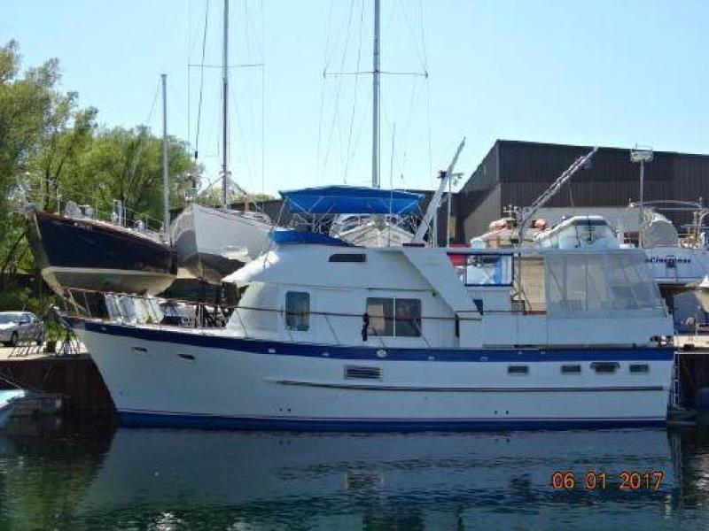 1982 DeFever Offshore Cruiser