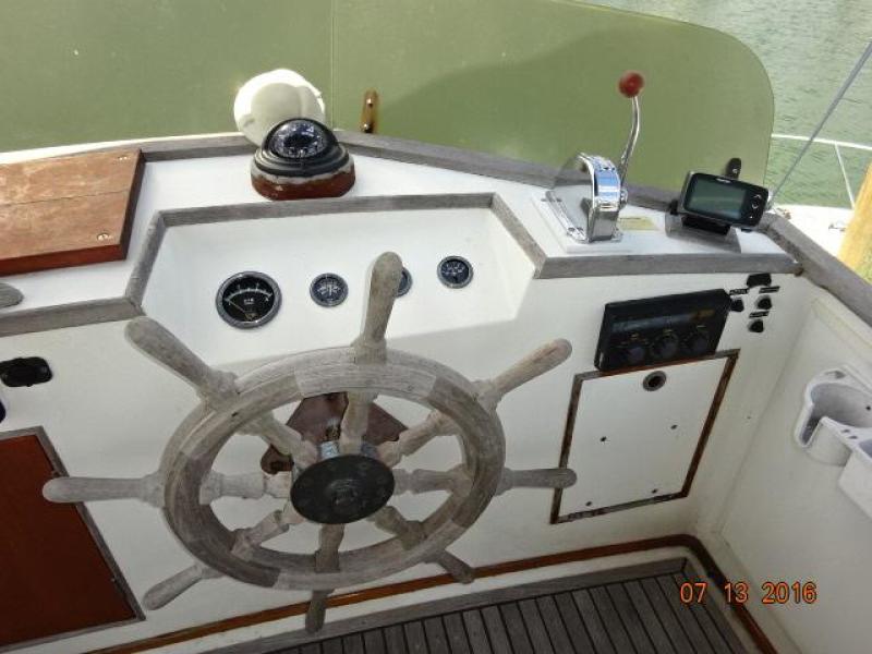 1978 Grand Banks Classic