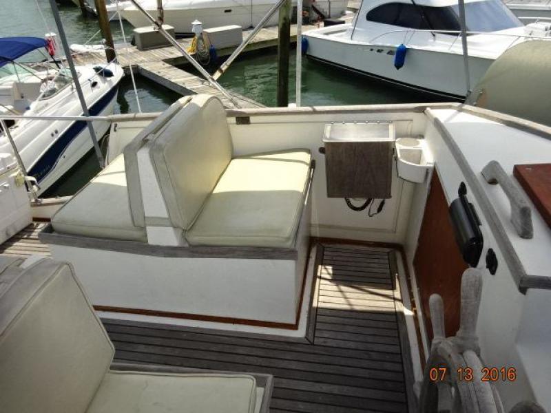 1978 Grand Banks Classic
