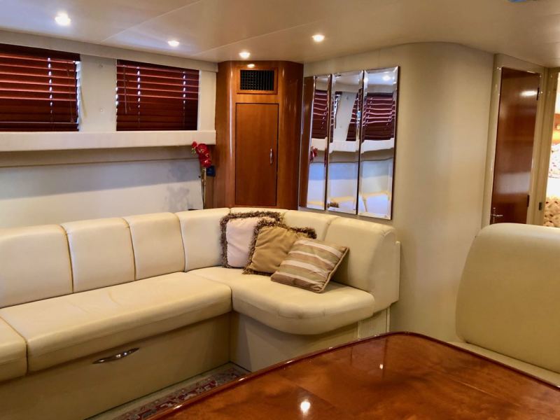 2004 Carver Mariner