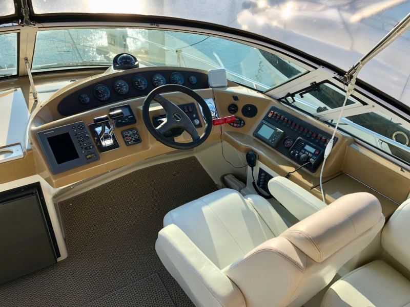 2004 Carver Mariner