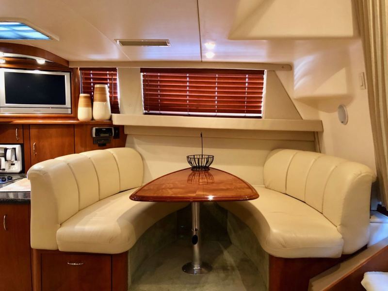 2004 Carver Mariner