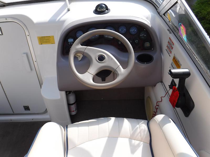 1998 Chaparral 205 LE