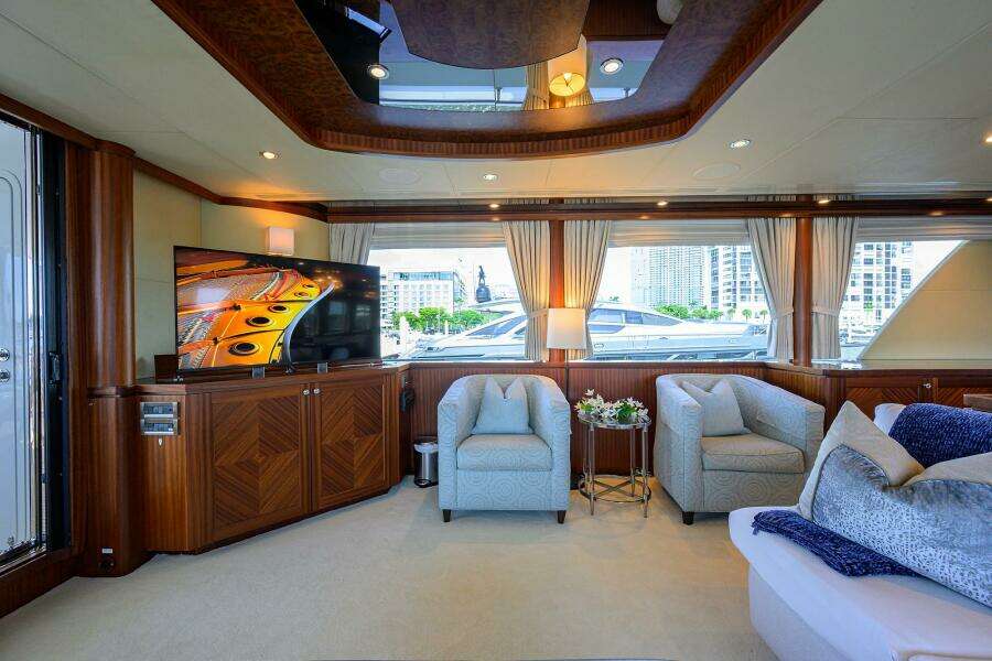CLAYPEN 90ft Ocean Alexander Yacht For Sale