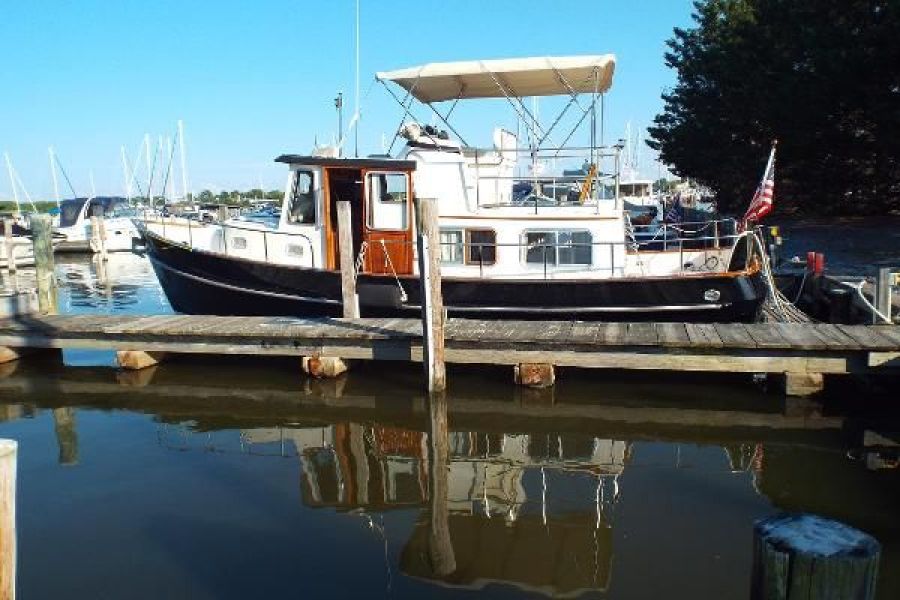 1999 Eagle 32