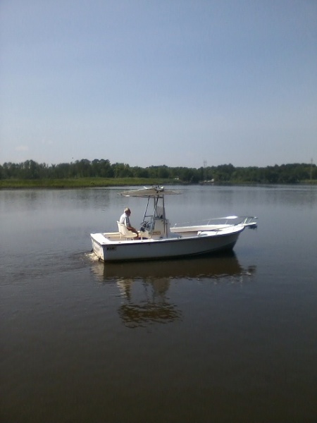1995 Shamrock 20 Open Fish