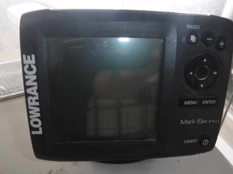 1995 Shamrock 20 Open Fish