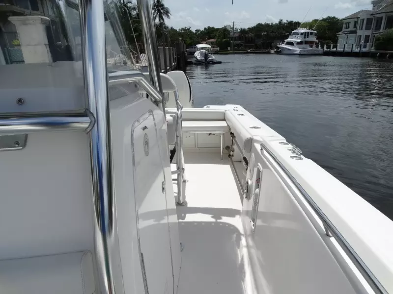 26ft Edgewater Yacht For Sale
