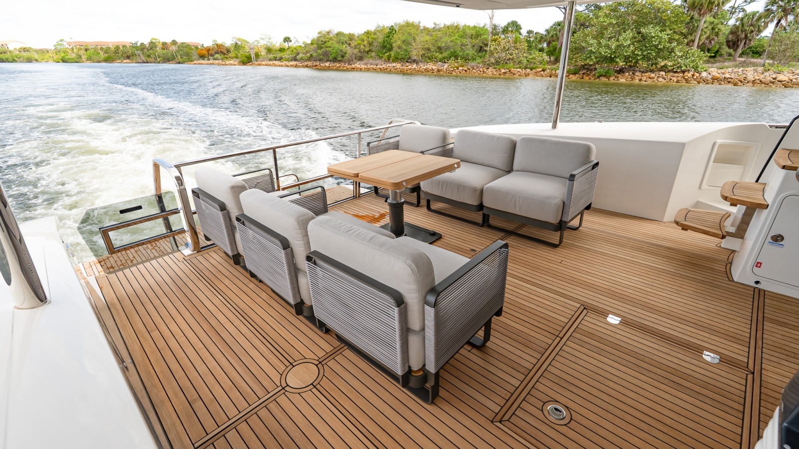 IN STOCK AVAILABLE NOW 60ft Absolute Yacht For Sale
