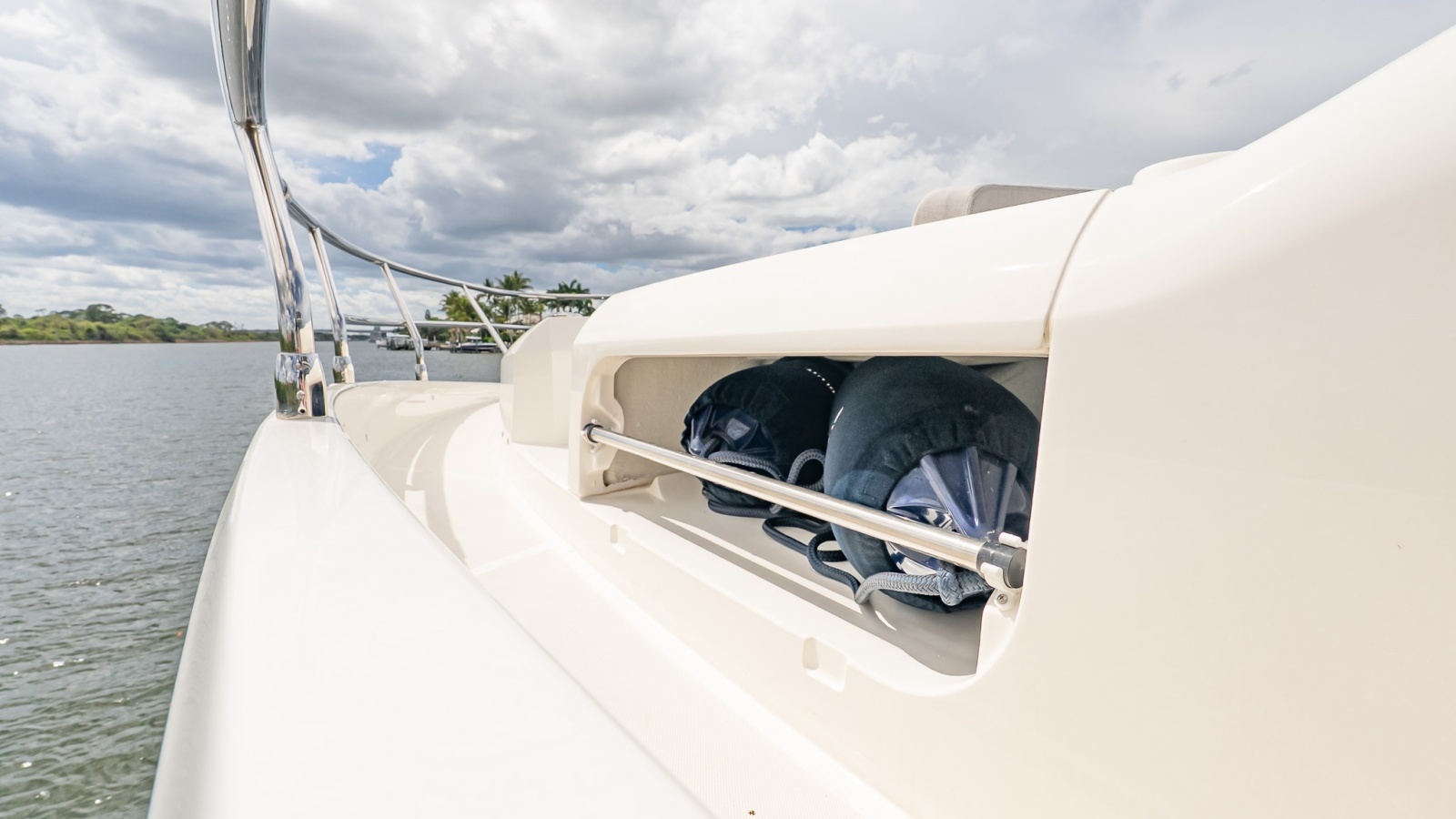 IN STOCK AVAILABLE NOW 60ft Absolute Yacht For Sale