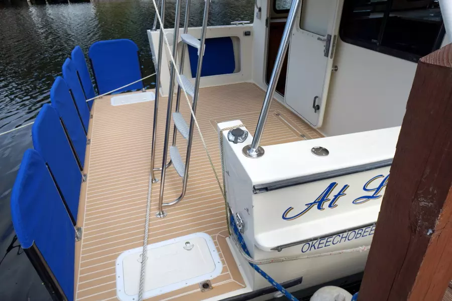 AT LAST 40ft Pacific Trawler Yacht For Sale