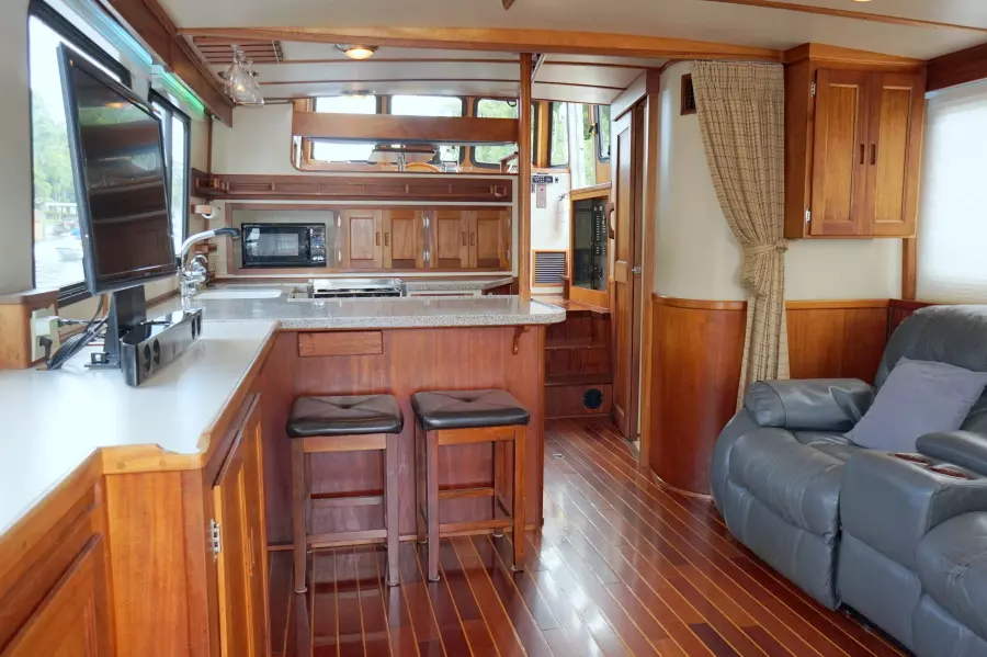 AT LAST 40ft Pacific Trawler Yacht For Sale