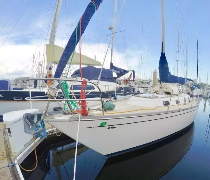 Tartan 37 2000 Port View