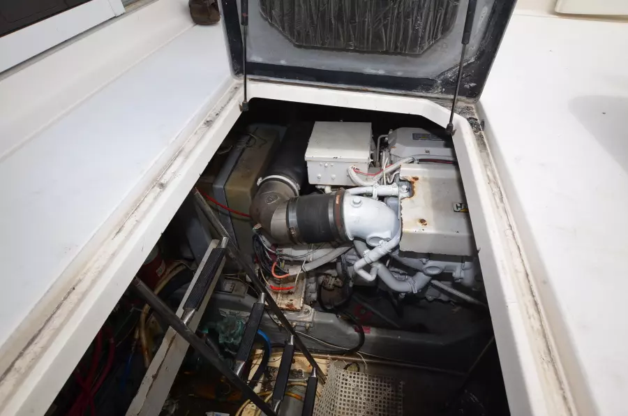 1997 Sea Ray 440EB