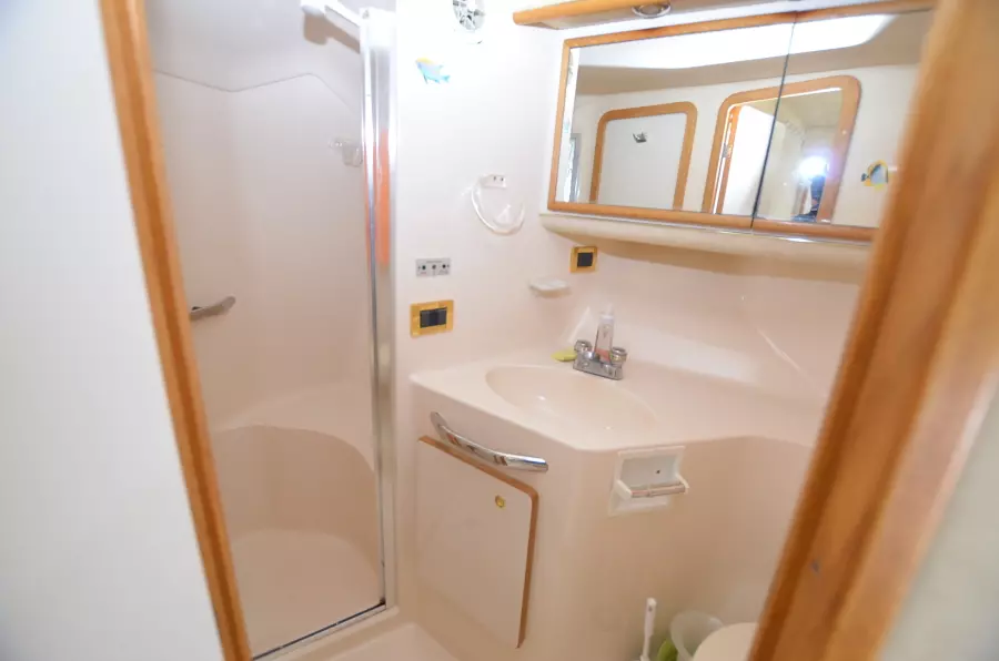 1997 Sea Ray 440EB