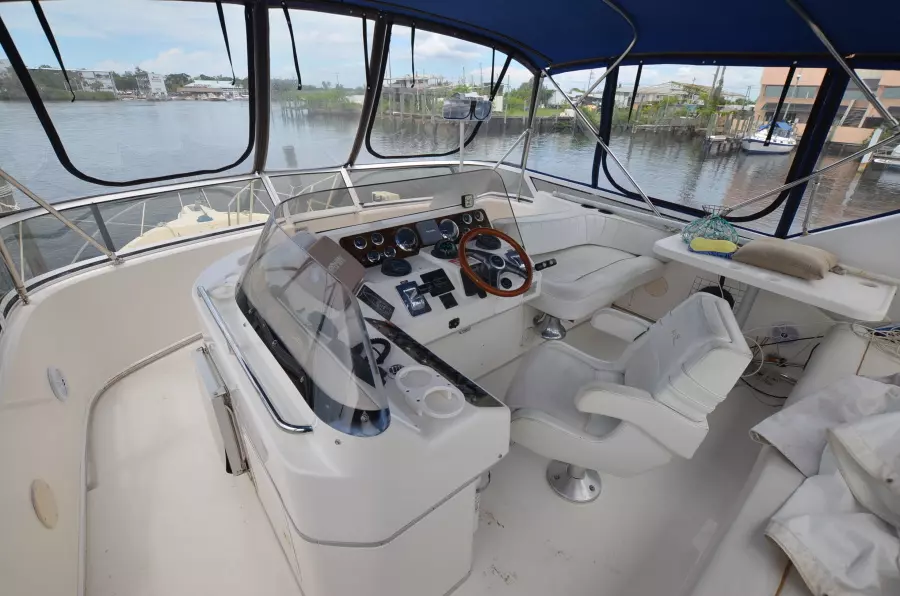 1997 Sea Ray 440EB
