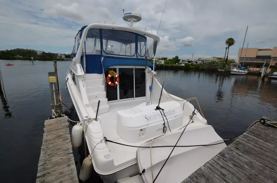 1997 Sea Ray 440EB