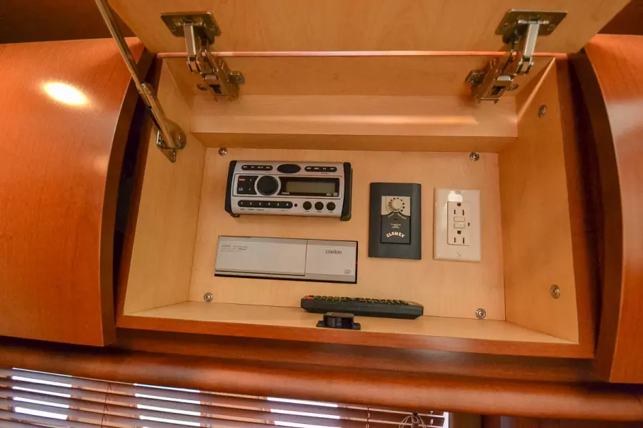 2007 Sea Ray 38 Sundancer