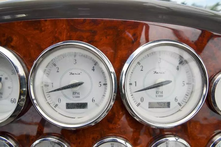 2008 Regal 3060 Window Express