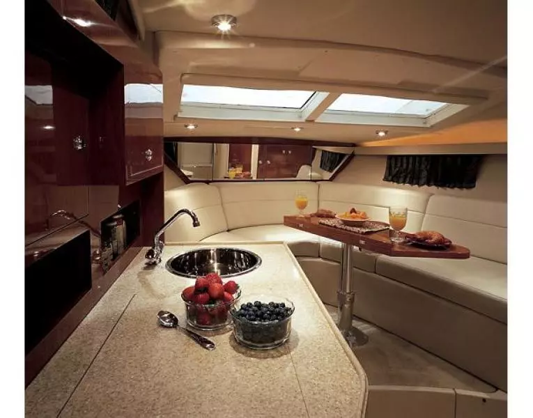 2008 Regal 3060 Window Express