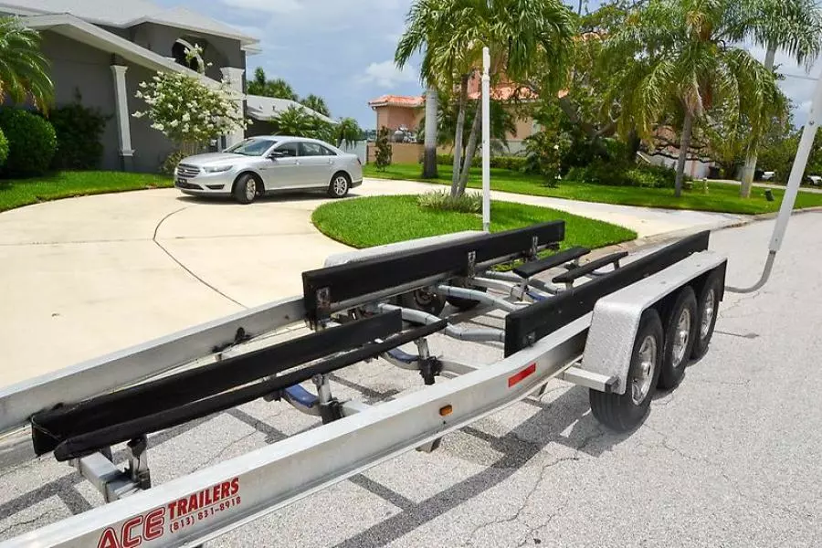 2008 Regal 3060 Window Express