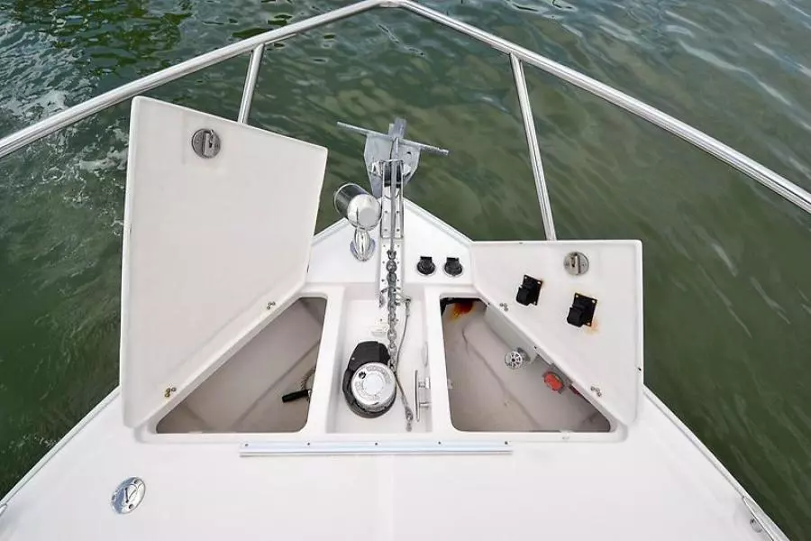 2008 Regal 3060 Window Express