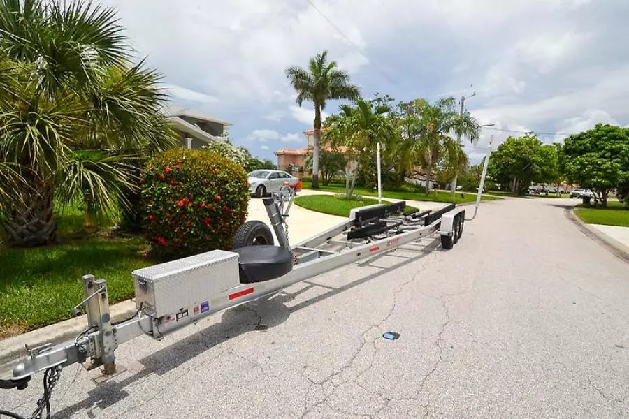 2008 Regal 3060 Window Express