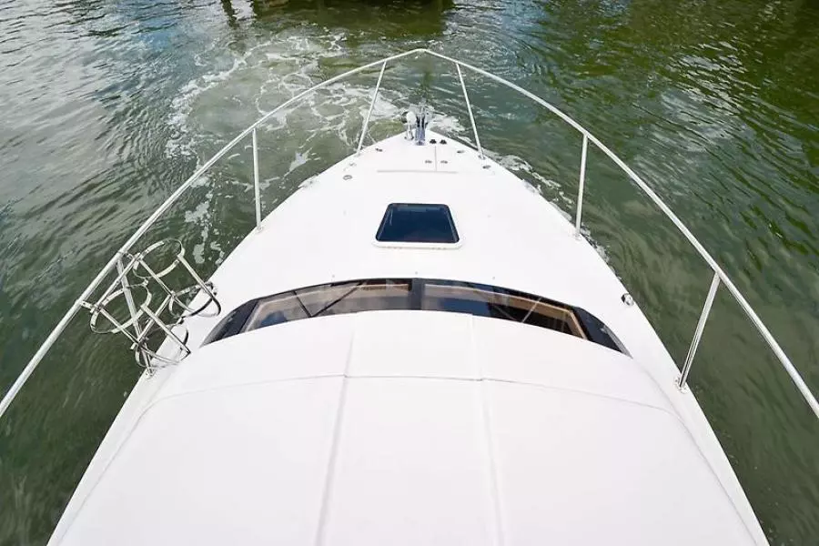 2008 Regal 3060 Window Express