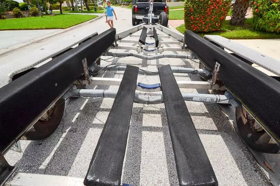 2008 Regal 3060 Window Express