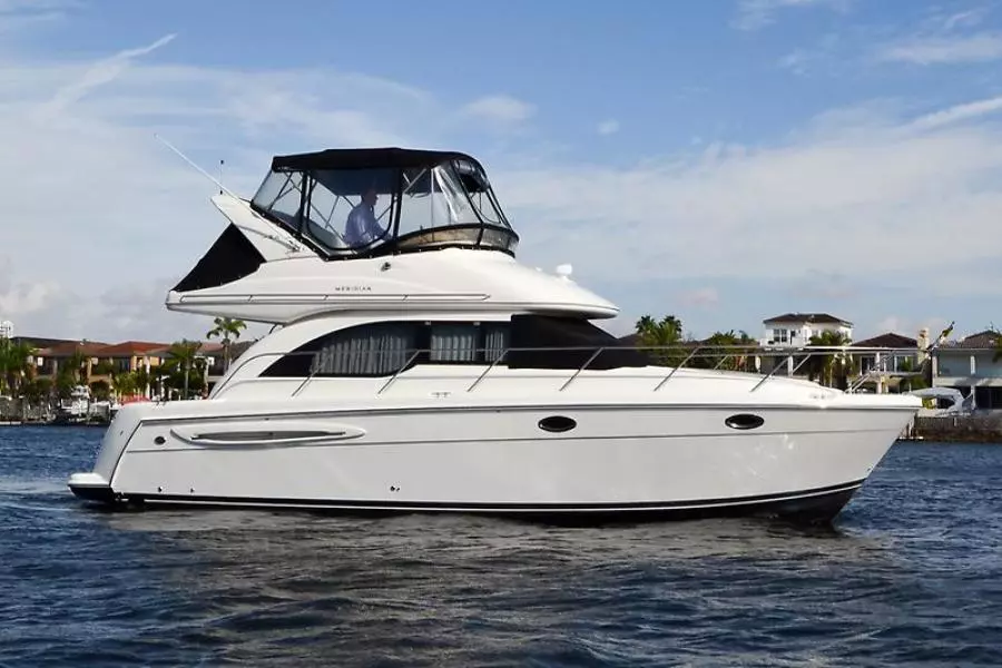 2004 Meridian 341 Sedan