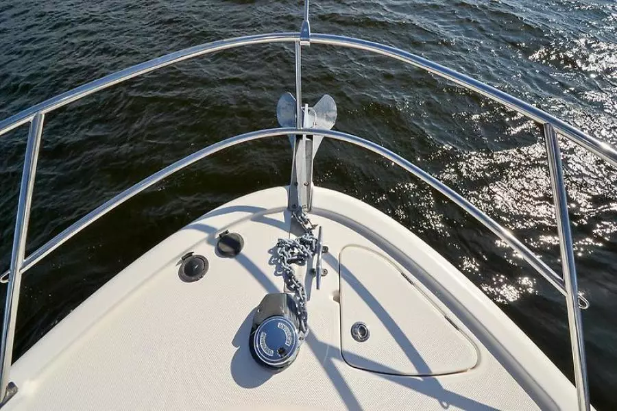 2004 Meridian 341 Sedan