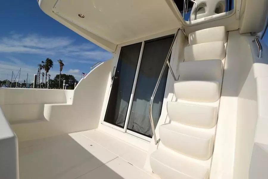 2004 Meridian 341 Sedan