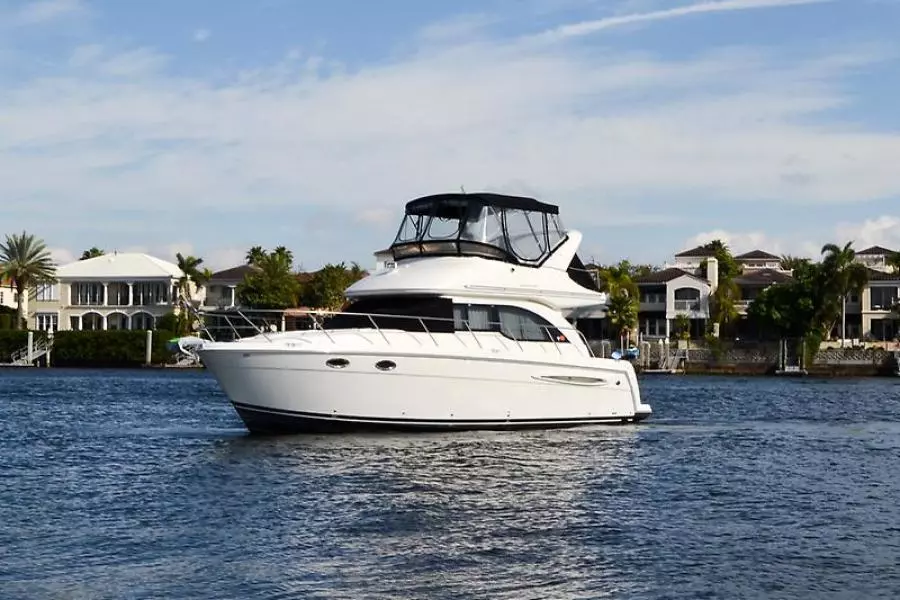 2004 Meridian 341 Sedan