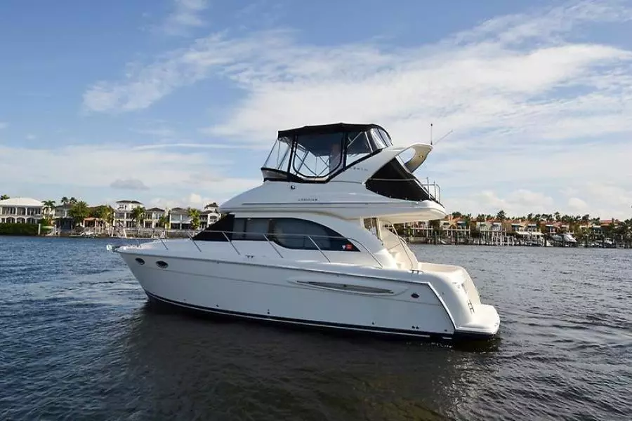 2004 Meridian 341 Sedan