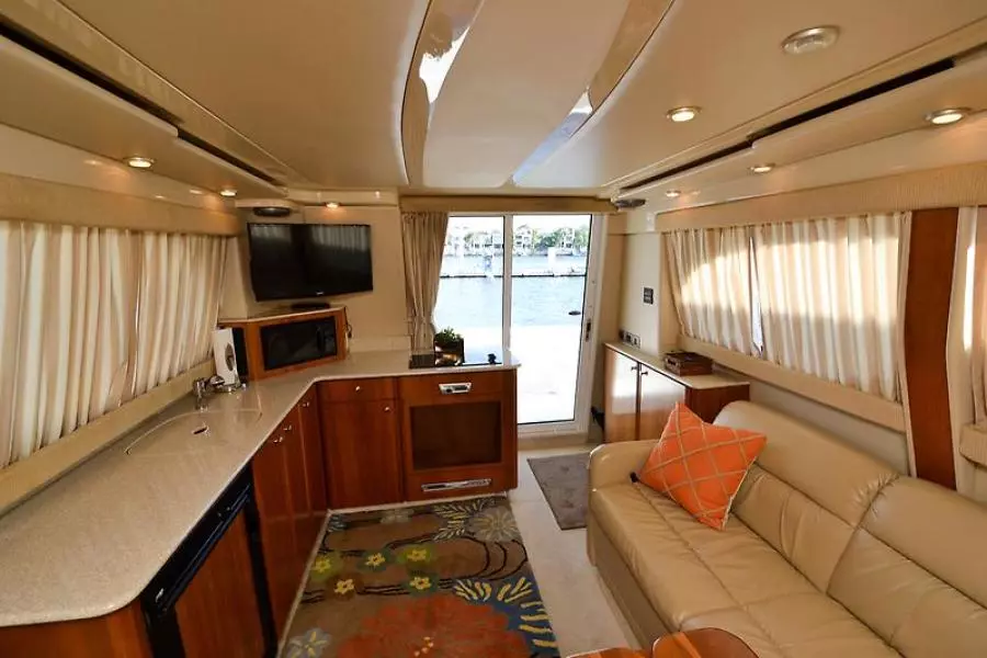 2004 Meridian 341 Sedan