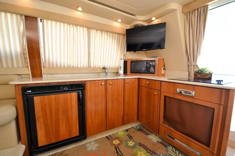 2004 Meridian 341 Sedan