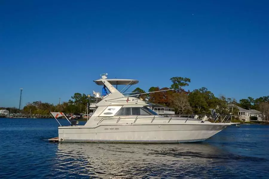 1988 Sea Ray 440 Convertible