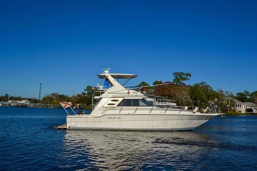 1988 Sea Ray 440 Convertible