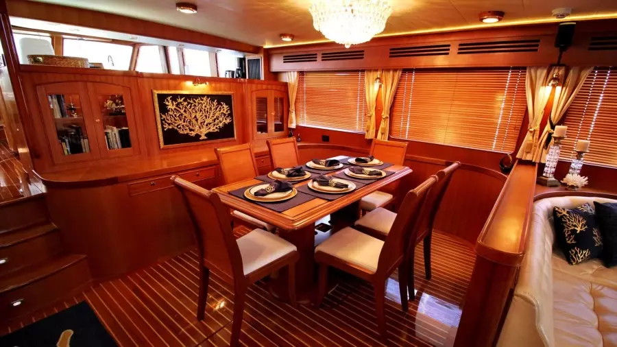 DREAMLINER 78ft Marlow Yacht For Sale